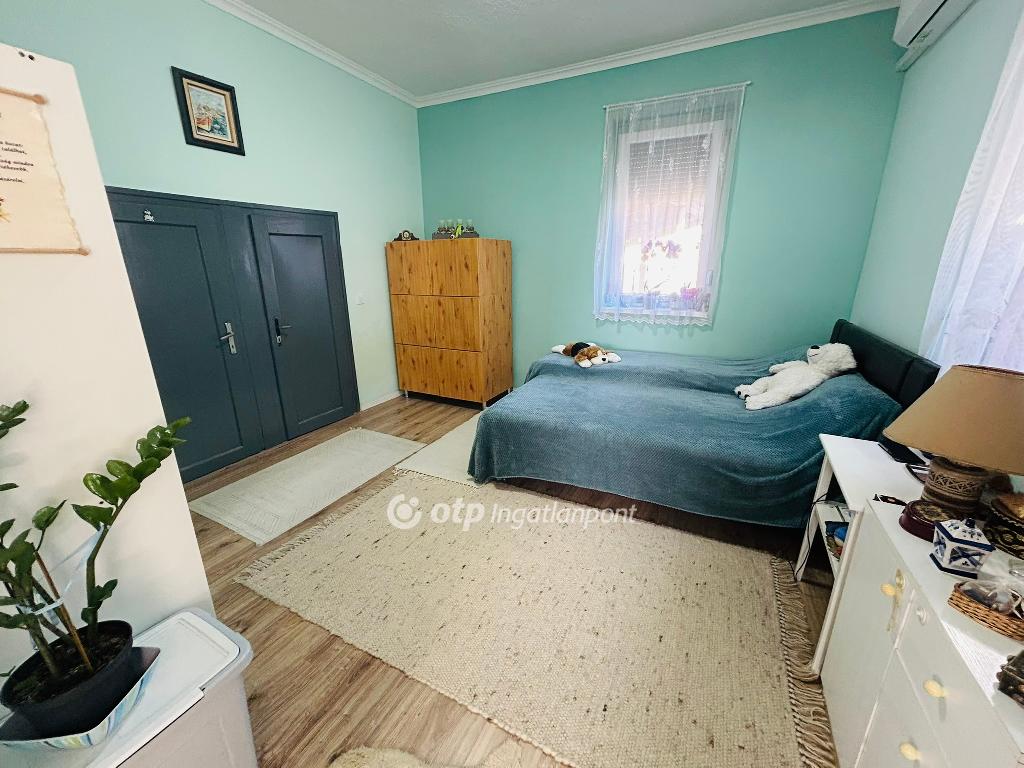 Eladó családi ház, Rakamaz, 6. kép