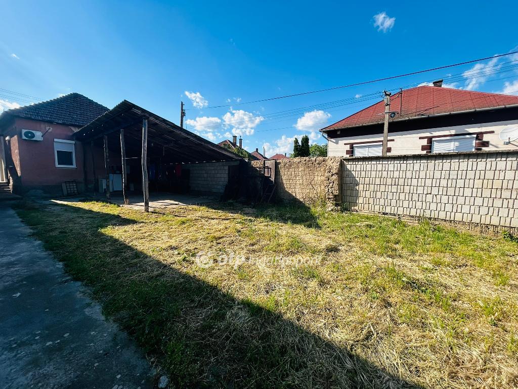 Eladó családi ház, Rakamaz, 14. kép