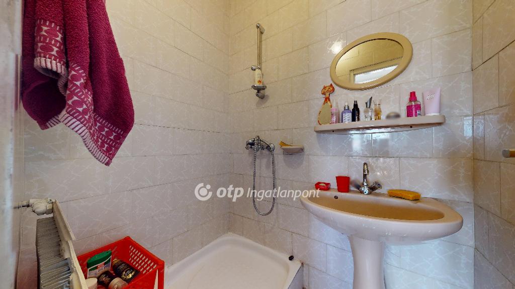 Eladó családi ház, Tyukod, 29. kép