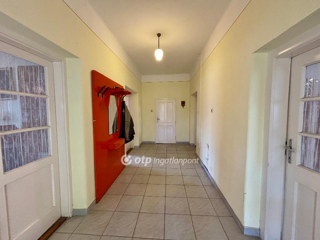 Eladó családi ház, Balkány, 8. kép