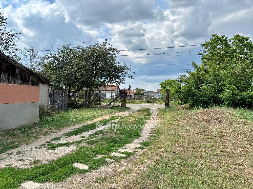 Eladó családi ház, Balkány, 17. kép