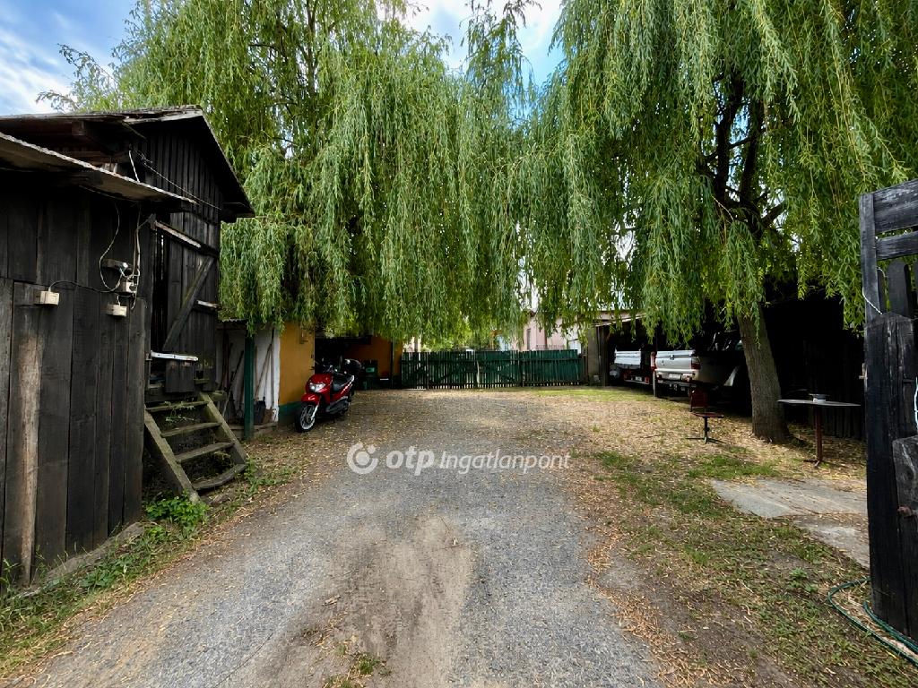 Eladó családi ház, Balkány, 16. kép