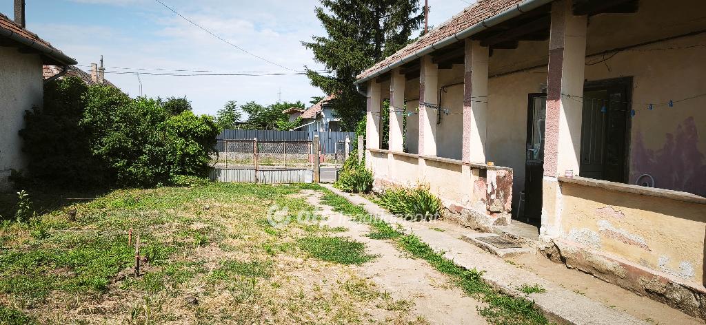 Eladó családi ház, Tiszarád, 10. kép