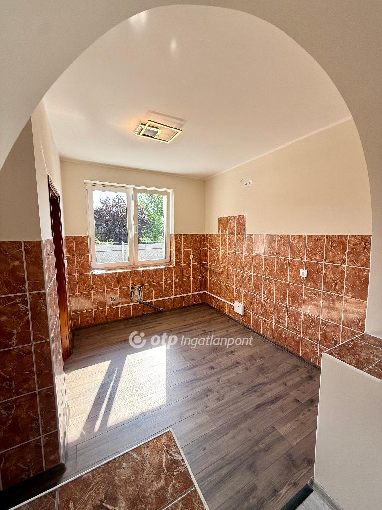 Eladó családi ház, Tiszavasvári, 23. kép