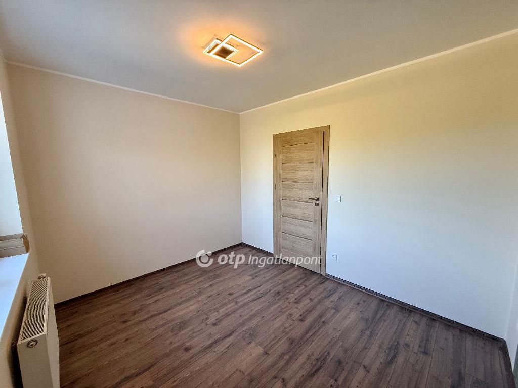 Eladó családi ház, Tiszavasvári, 21. kép