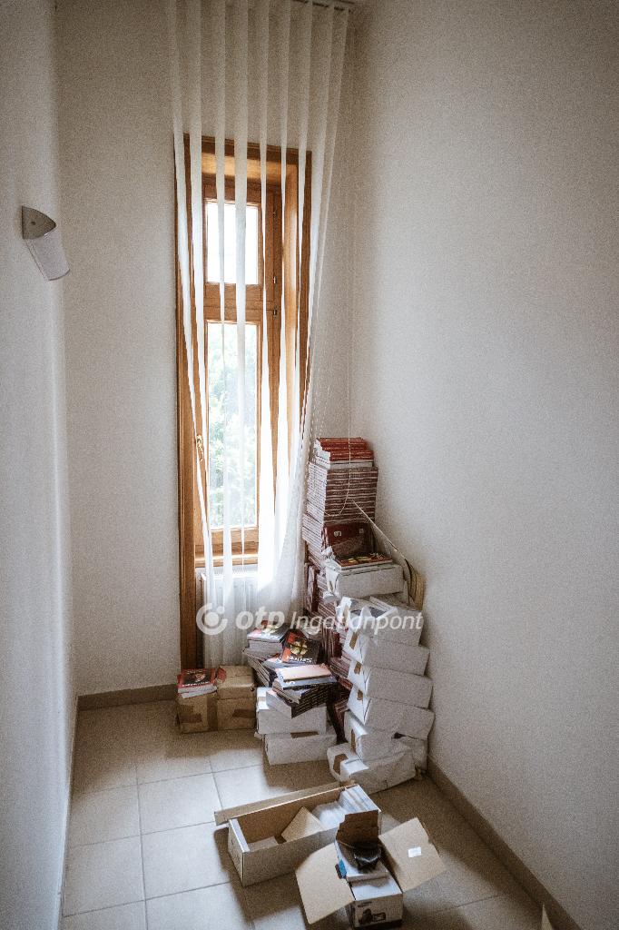 Eladó iroda, Nyíregyháza, 18. kép