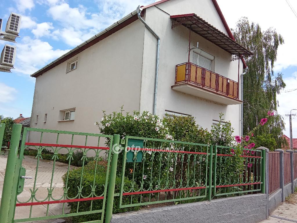 Eladó családi ház, Mátészalka, 3. kép