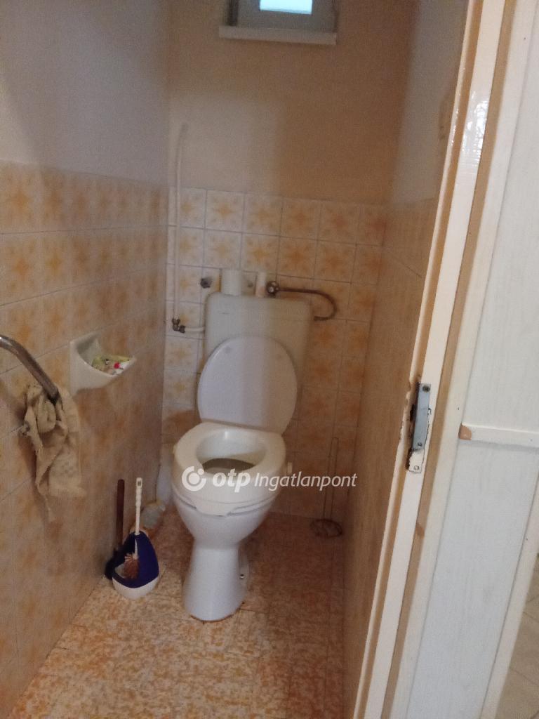 Eladó családi ház, Mátészalka, 17. kép