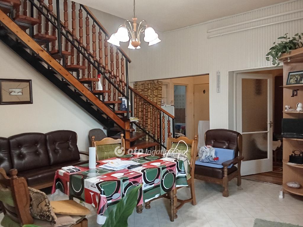 Eladó családi ház, Mátészalka, 11. kép