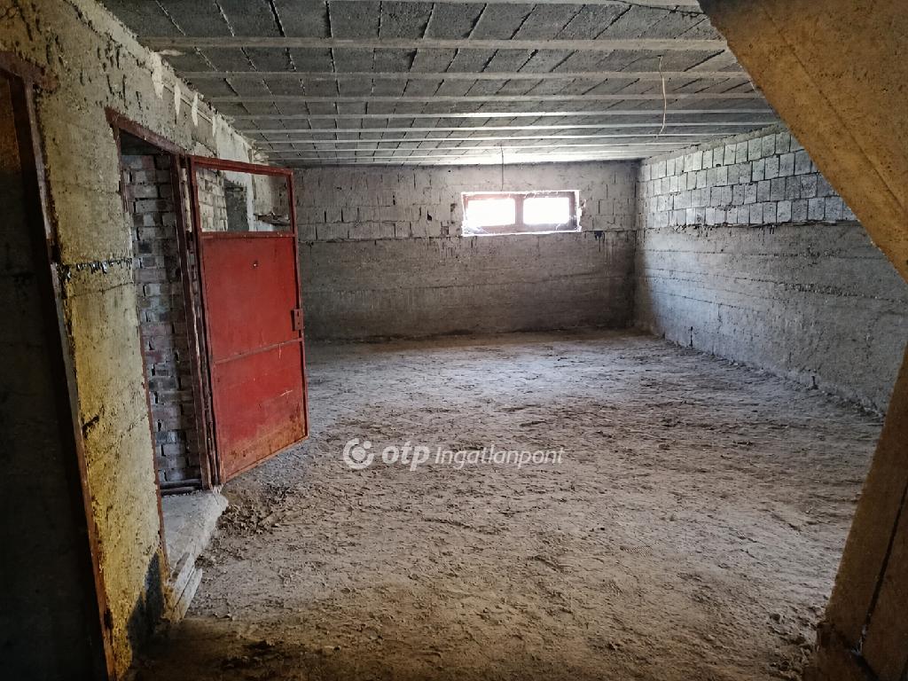 Eladó családi ház, Balkány, 11. kép