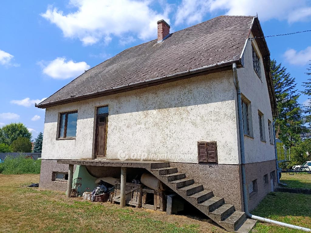Eladó családi ház, Balkány, 4. kép
