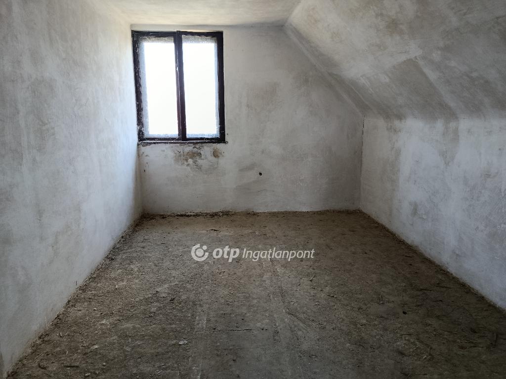Eladó családi ház, Balkány, 15. kép