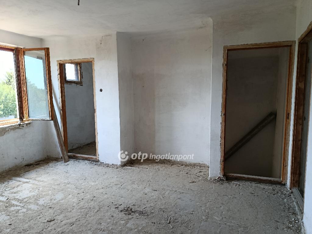 Eladó családi ház, Balkány, 17. kép
