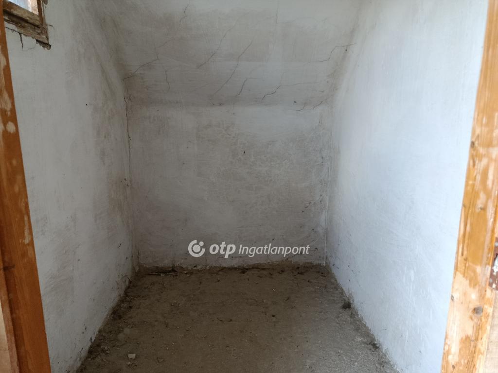 Eladó családi ház, Balkány, 18. kép