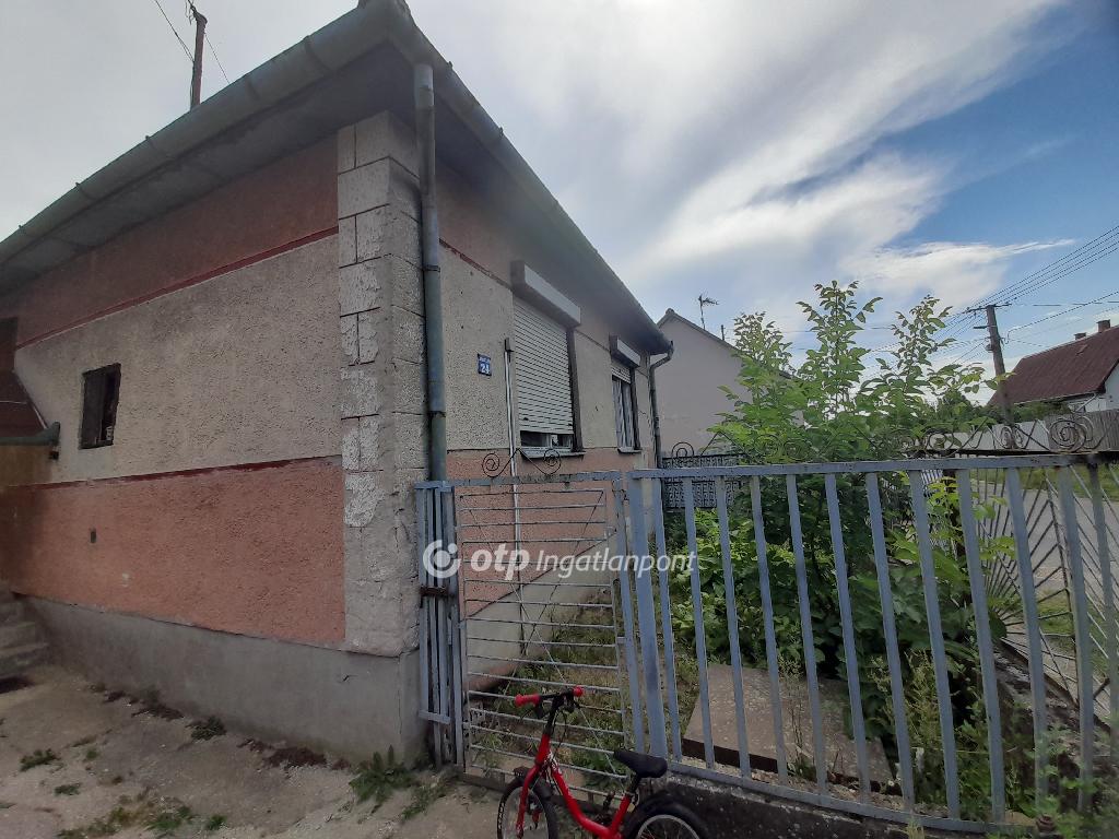 Eladó családi ház, Kisvárda, 11. kép