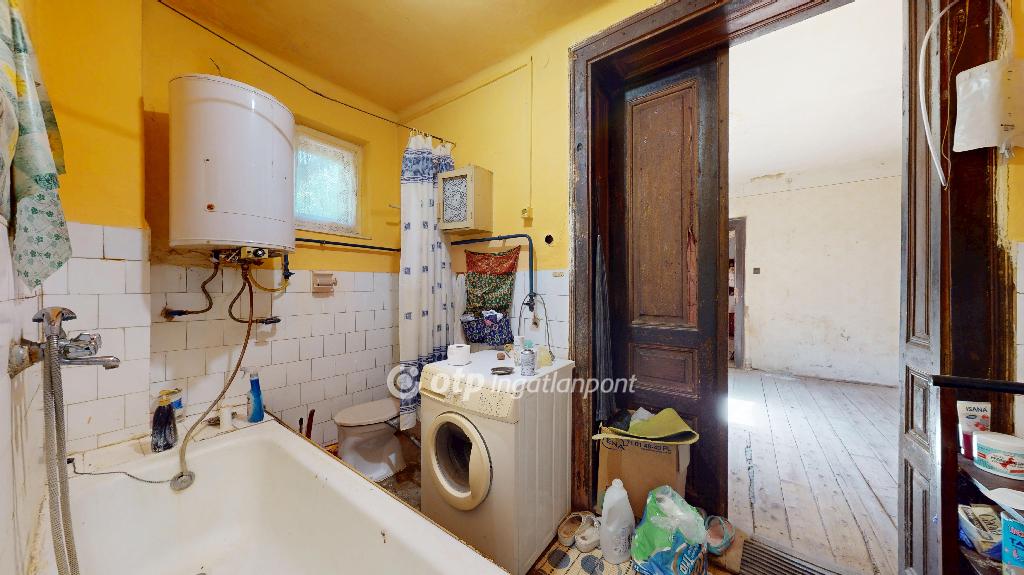 Eladó családi ház, Őr, 9. kép