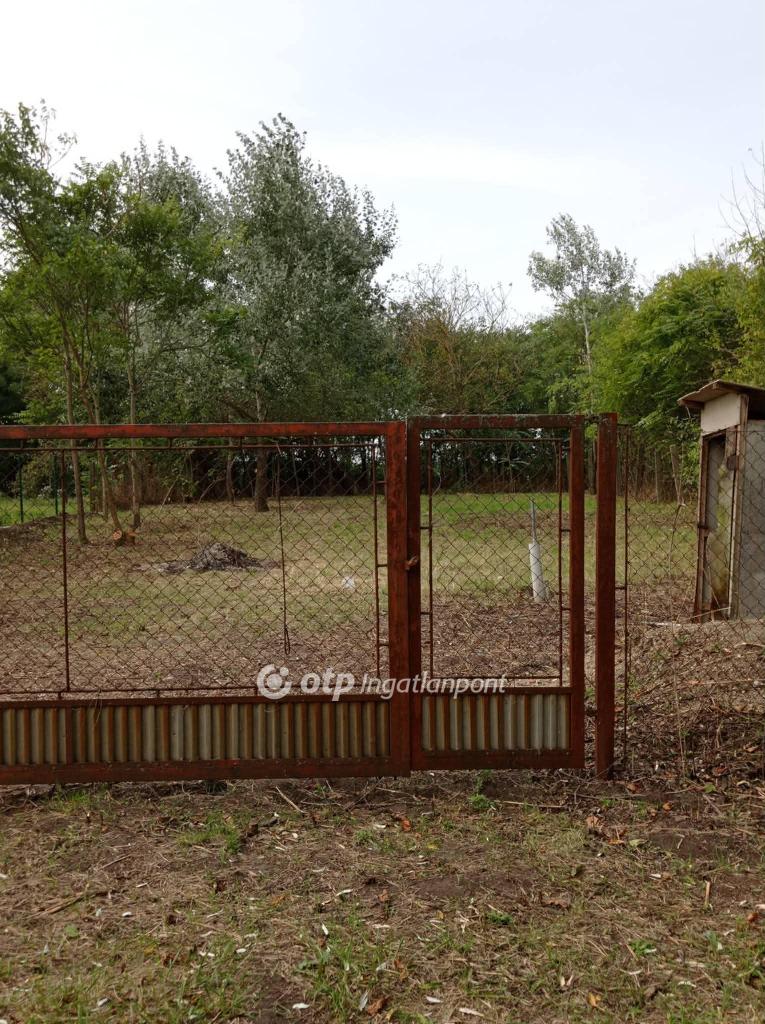 Eladó telek, Nyíregyháza