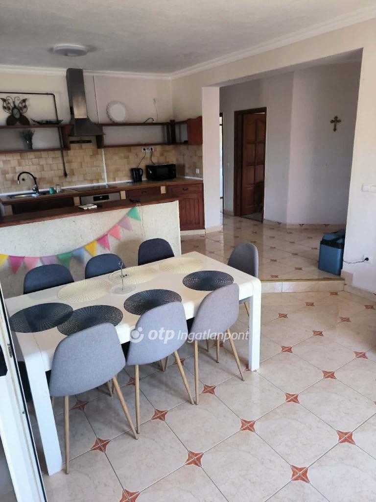 Eladó családi ház, Balkány, 4. kép