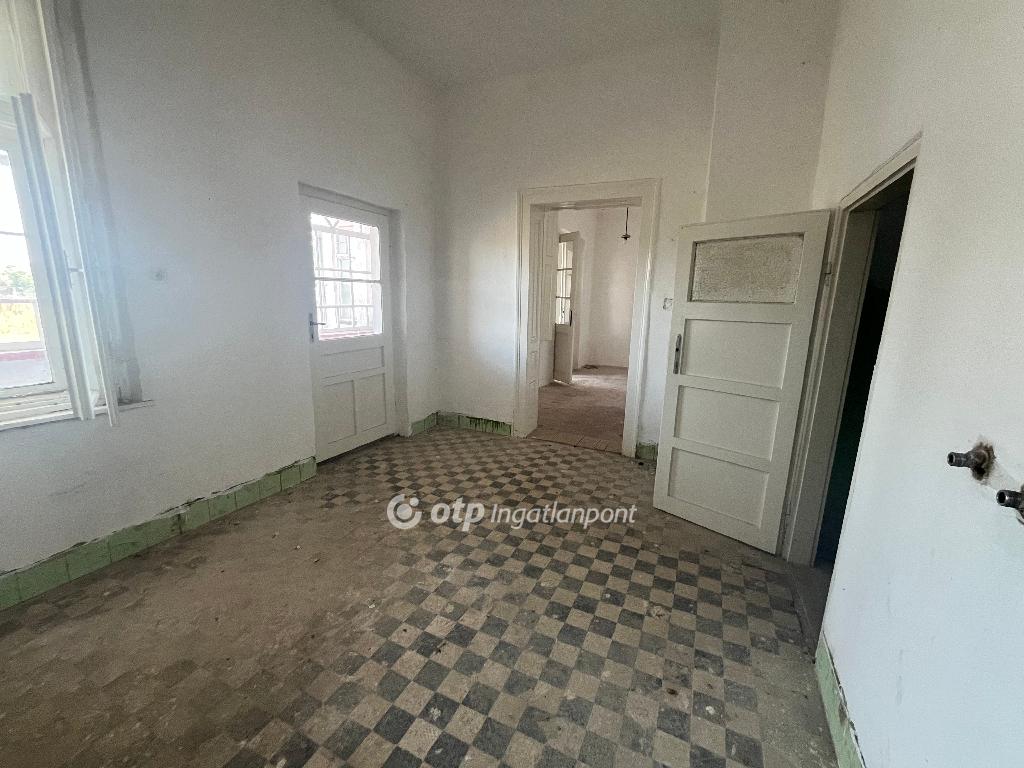 Eladó családi ház, Kék, 9. kép