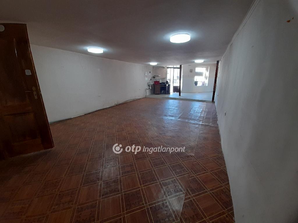 Eladó üzlethelyiség, Kisvárda, 6. kép