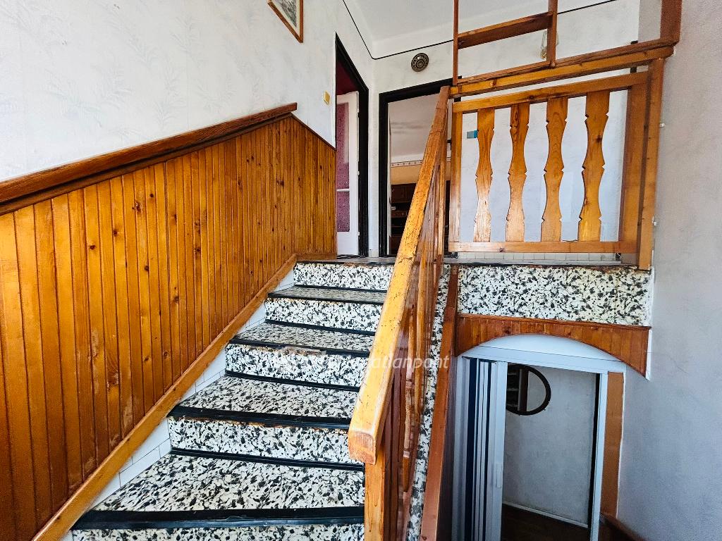 Eladó családi ház, Gávavencsellő, 10. kép