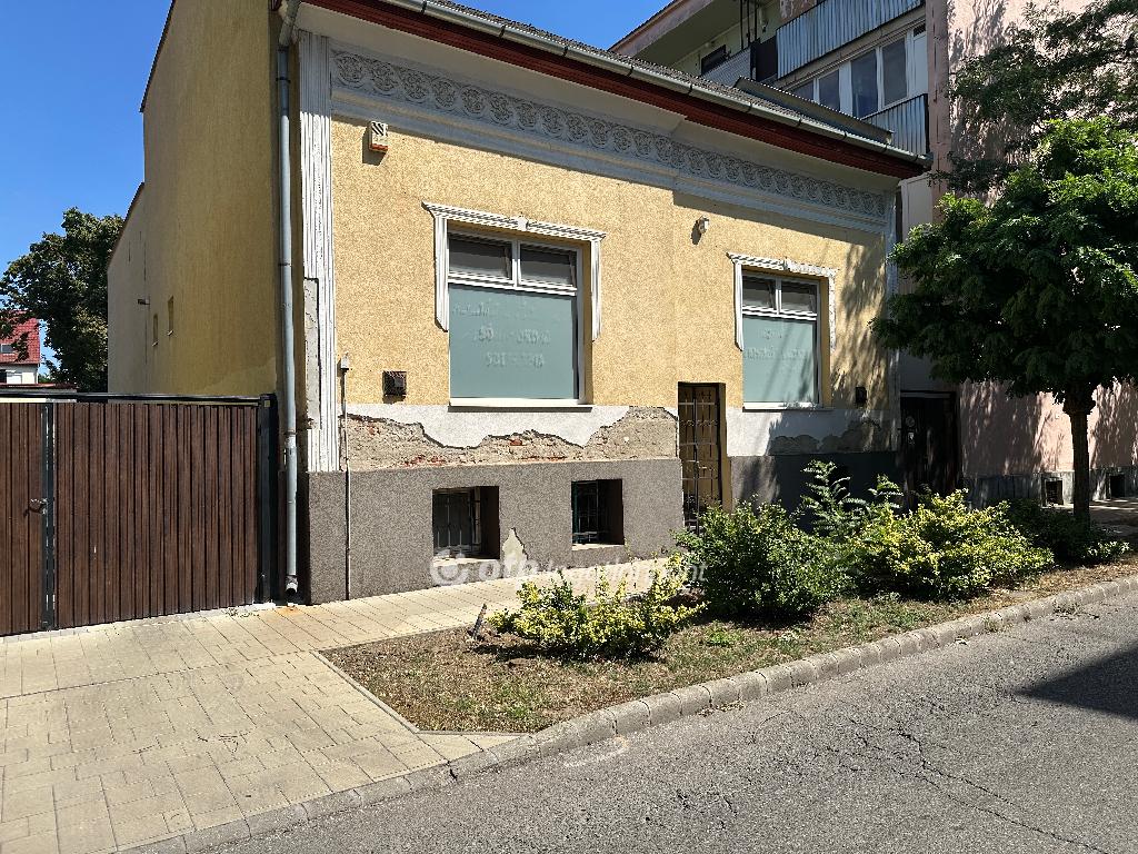 Eladó üzlethelyiség, Nyíregyháza, 2. kép