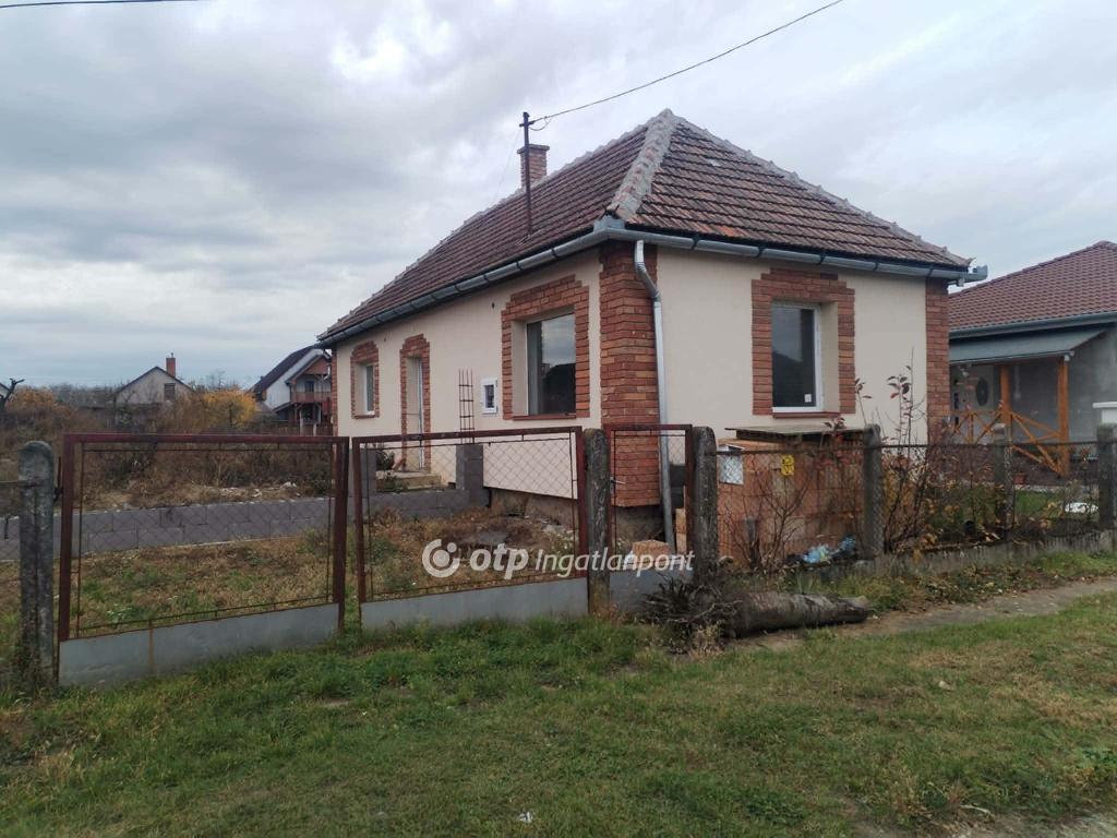 Eladó családi ház, Vásárosnamény, 3. kép