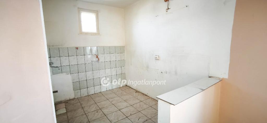 Eladó családi ház, Hodász, 11. kép