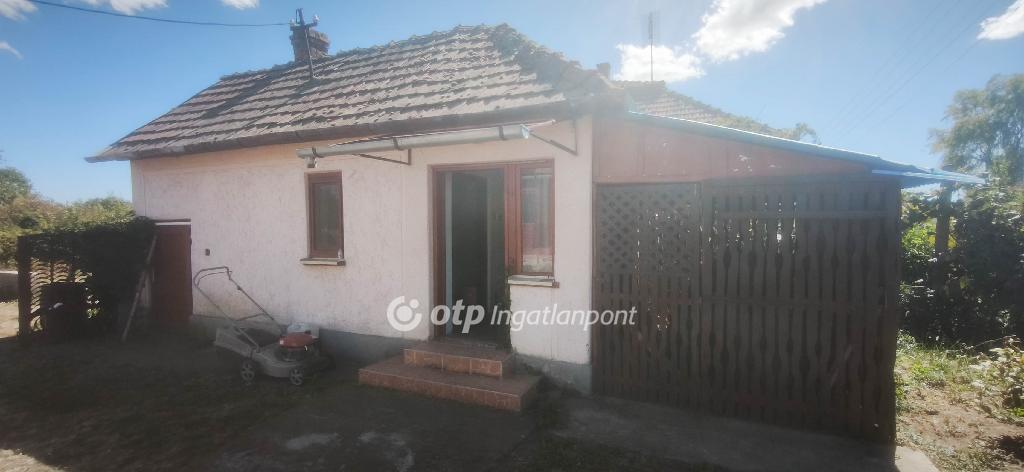 Eladó családi ház, Tiszadada, 16. kép