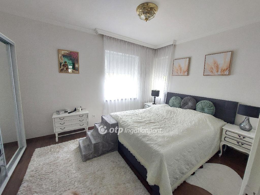 Eladó családi ház, Nyíregyháza, 12. kép