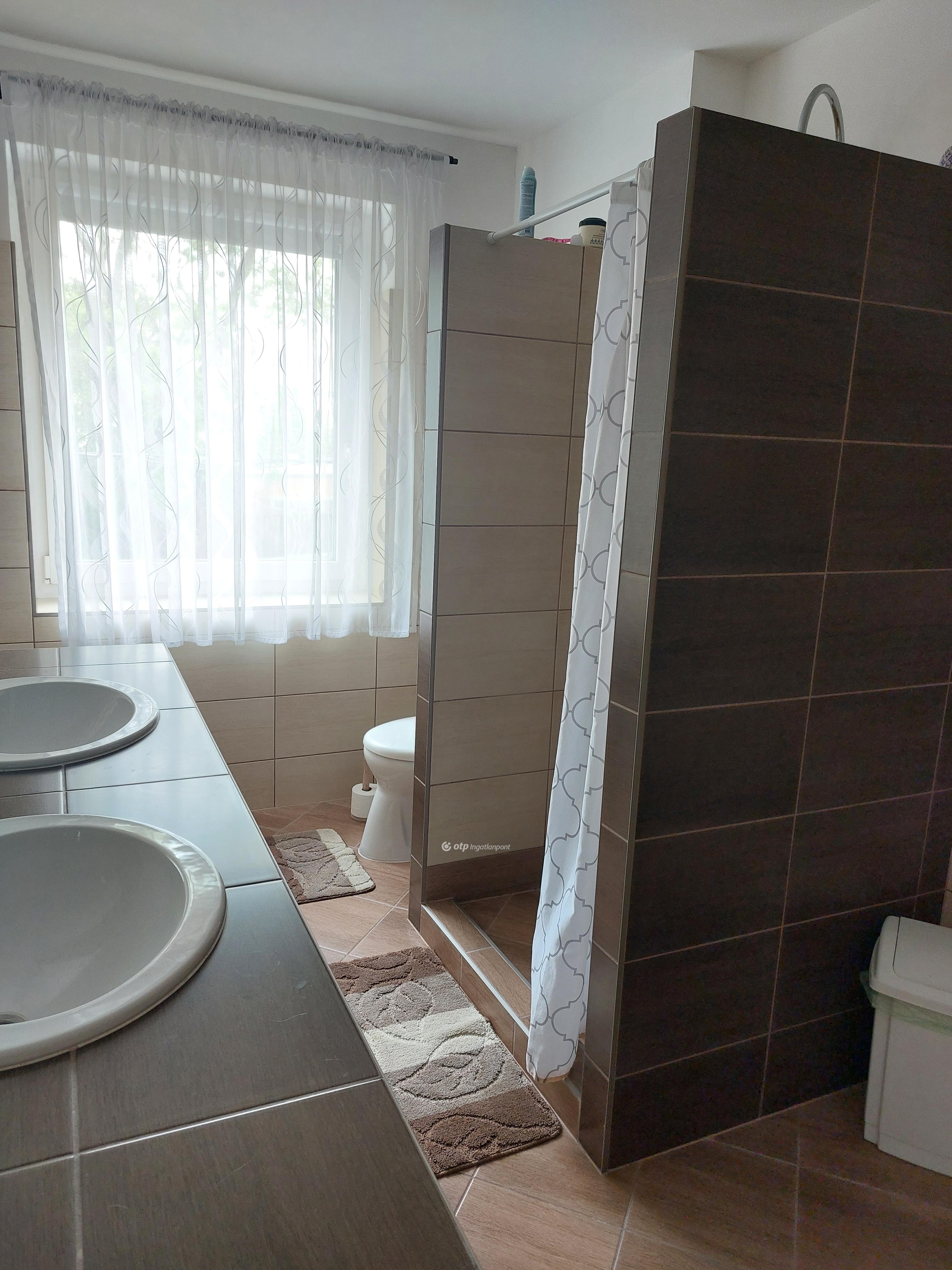 Eladó családi ház, Nyíregyháza, 15. kép