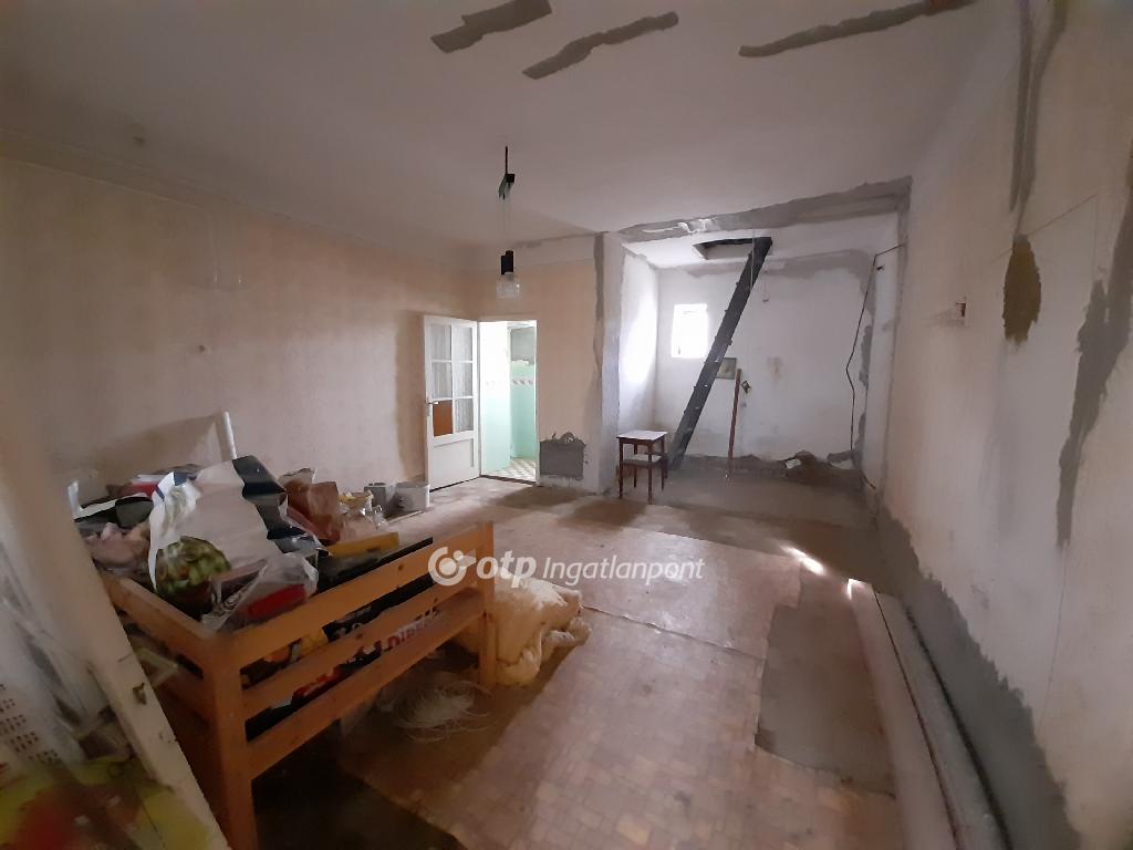 Eladó családi ház, Tiszakanyár, 3. kép