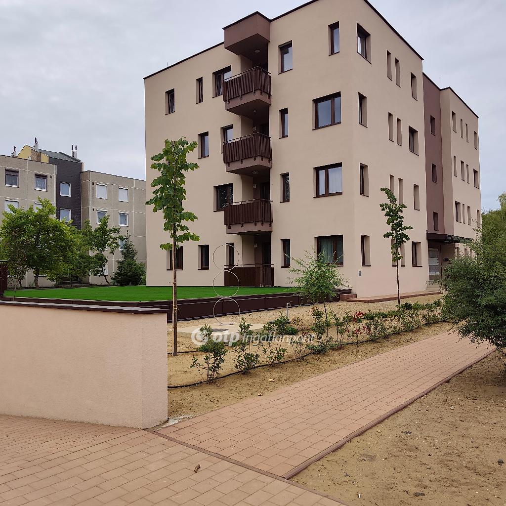 Eladó garázs, Nyíregyháza, 2. kép