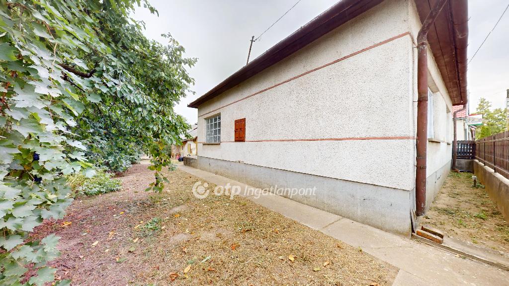 Eladó családi ház, Tiszabezdéd, 15. kép