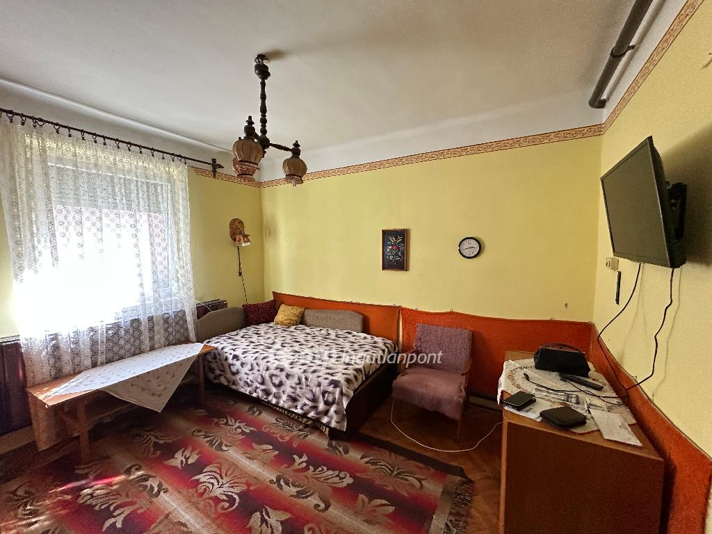Eladó családi ház, Apagy, 12. kép
