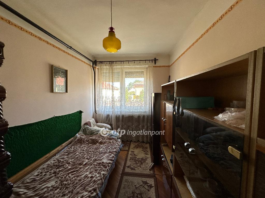 Eladó családi ház, Apagy, 24. kép