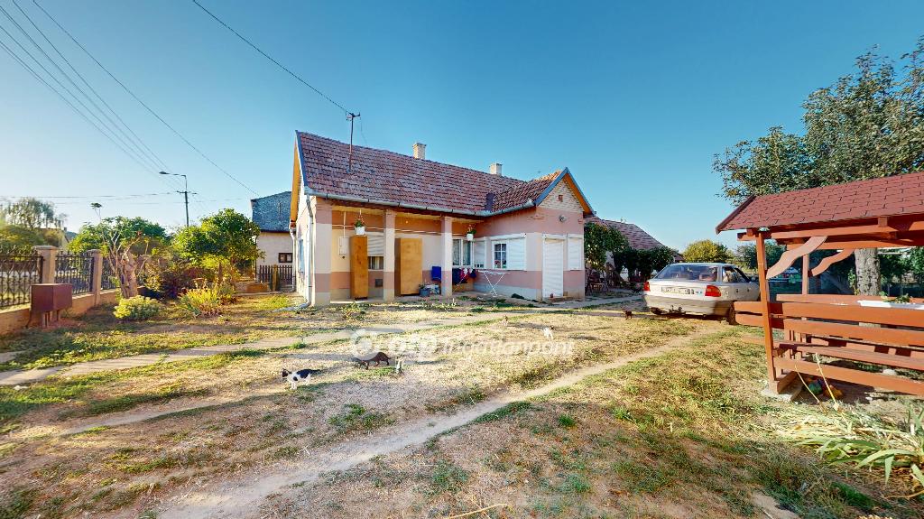 Eladó családi ház, Ököritófülpös, 3. kép