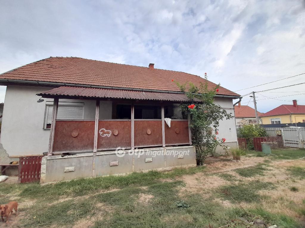 Eladó családi ház, Vásárosnamény, 10. kép