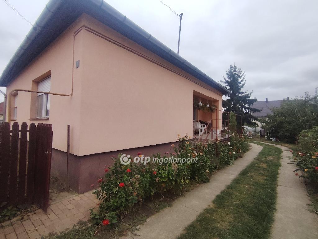 Eladó családi ház, Fehérgyarmat, 5. kép