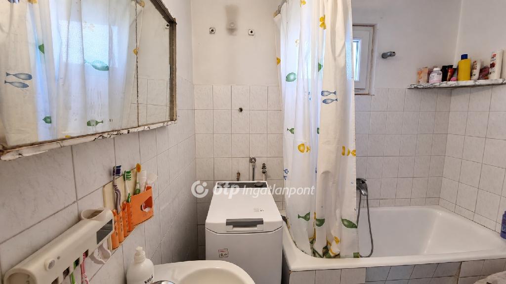 Eladó családi ház, Vaja, 9. kép