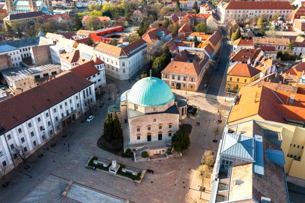 Ahogy az ország egészében, úgy Pécsett is rányomta bélyegét az ingatlan bérbeadásra a koronavírus járvány.