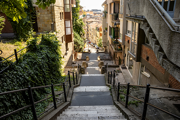 A pestvidéki lakáspiacra beszökött a tavasz