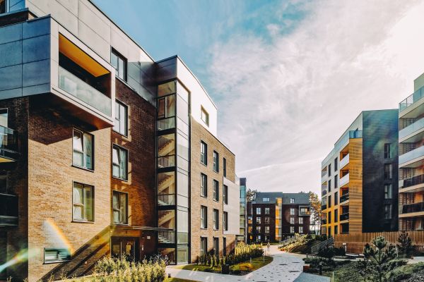 Beindíthatja a nagy lakásprojekteket a kormány döntése, de vannak még nyitott kérdések