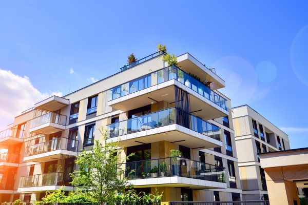 lassan-az-epitok-kedve-is-visszaterni-latszik