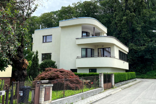 Nem minden bauhaus, amit annak neveznek, mégis sokak számára ez hívószó az ingatlanpiacon