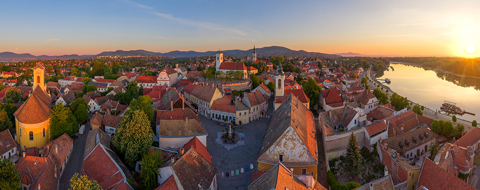 HERO_Pest_megye_landing