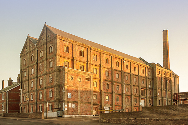 Ugrásra készen várják a fővárosi újlakás-piac szereplői a rozsdaövezeti szabályozást