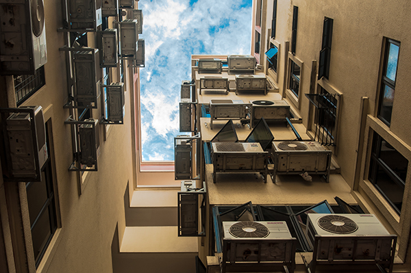 Egyre forróbb nyarak fűtik az ingatlanpiacot