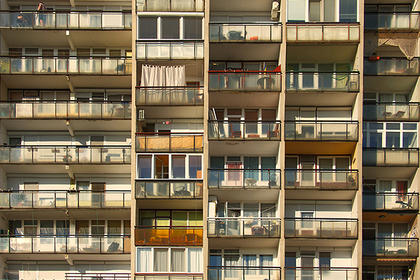  Ingatlanpiaci körkép: Magyarországon a lakosság ötöde él zsúfolt ingatlanokban