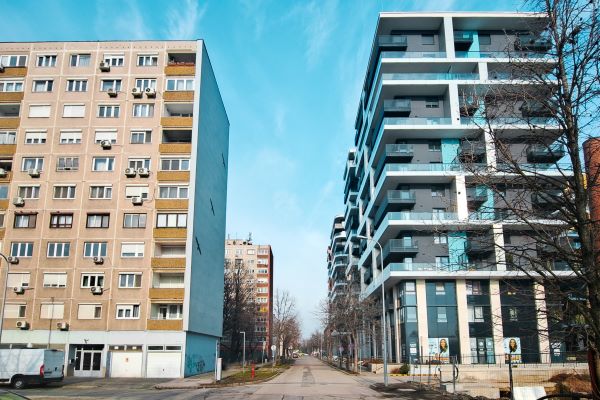 csendesen-dontott-csucsot-a-hazai-lakaspiac